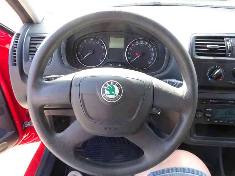 Škoda Fabia 1.2 TSI r.v.2012 (servisní knížka) ČR - foto 9