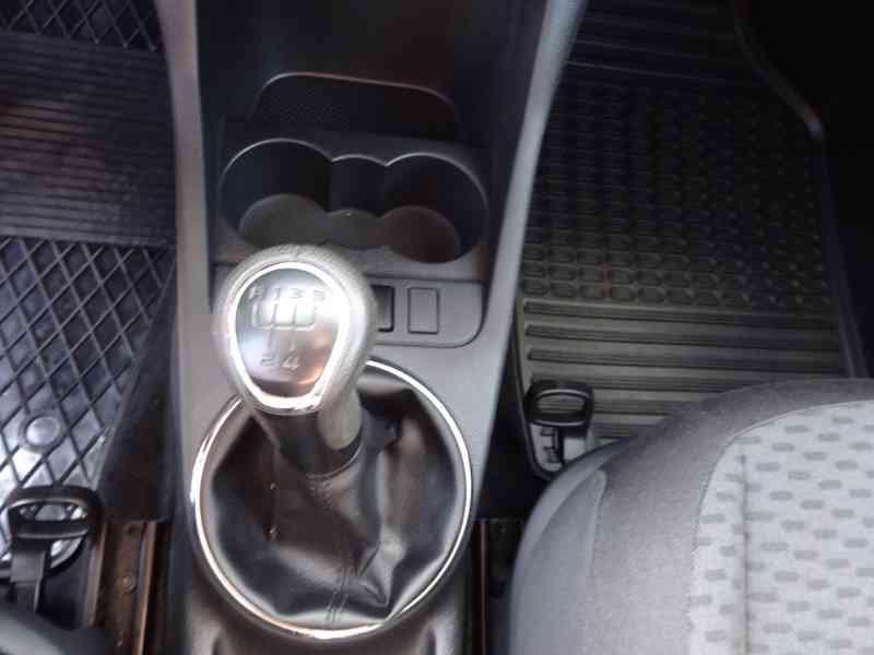 Škoda Fabia 1.2 TSI r.v.2012 (servisní knížka) ČR - foto 12