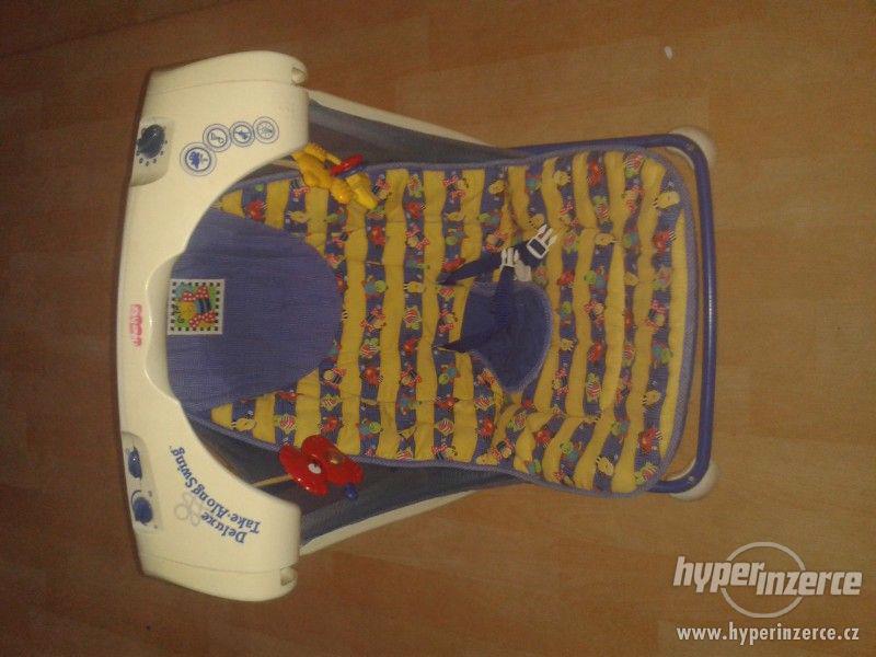 Houpačka pro miminko Fisher Price - foto 1
