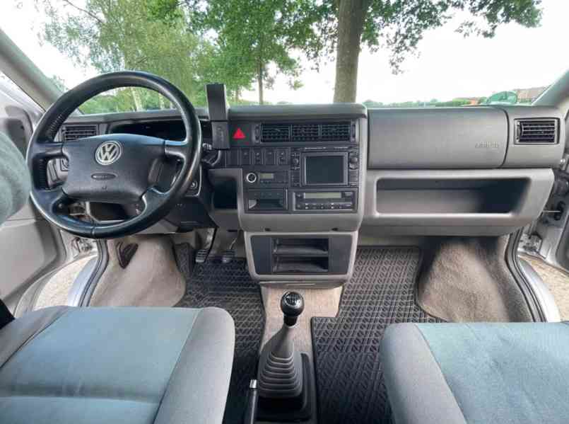 Volkswagen T4 Multivan 2,5TDI Generation 111kw - foto 11