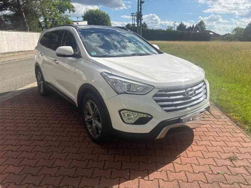 Hyundai Grand Santa Fe 2,2   CRDi 4x4 7míst tažné - foto 1