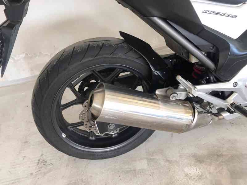 Honda NC700S ABS - foto 13