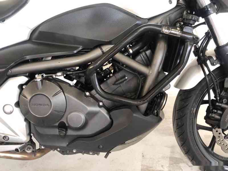 Honda NC700S ABS - foto 14