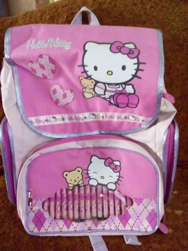 Nový vybavený školní batoh Hello Kitty - foto 1