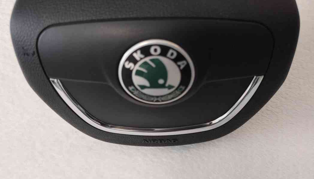 ZÁNOVNÍ  Airbag řidiče Škoda Octavia 2 II facelift - foto 4