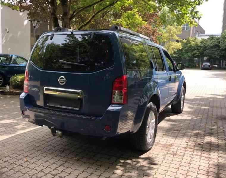 Nissan Pathfinder 2,5DCi - foto 9