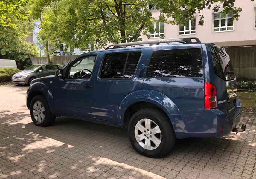 Nissan Pathfinder 2,5DCi - foto 6