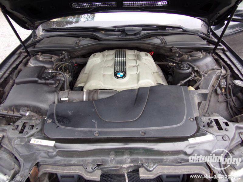 BMW Řada 7 4.4, benzín, automat, vyrobeno 2002, navigace, kůže - foto 4