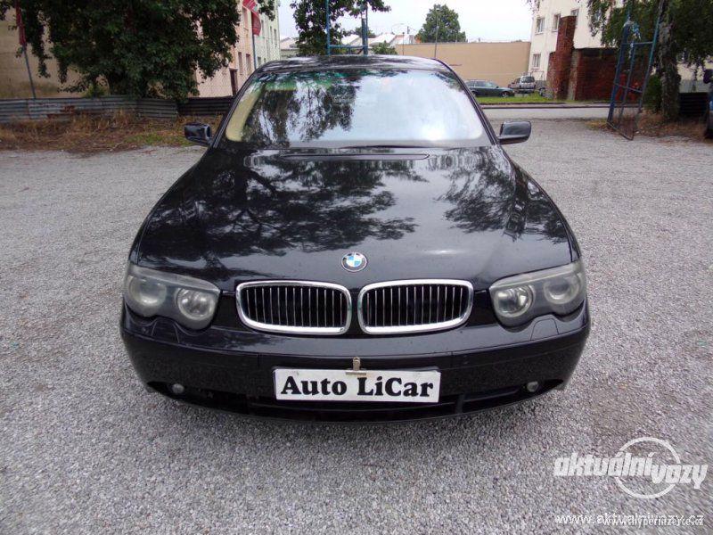 BMW Řada 7 4.4, benzín, automat, vyrobeno 2002, navigace, kůže - foto 17
