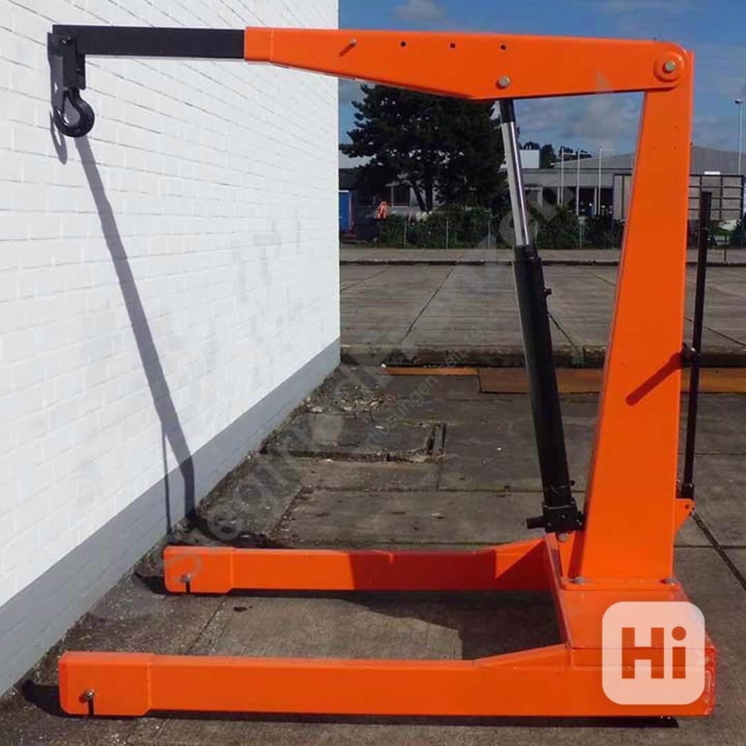 L2000 Hydrobull, dílenský jeřáb (2t)   - foto 1