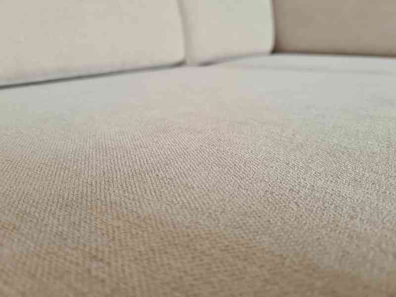 Téměř nová kvalitní sedačka (v záruce, látka AquaClean) - foto 7