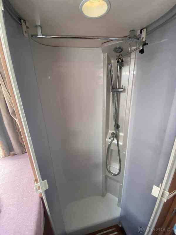 Ostatní 2,3   Obytný automobil - foto 11