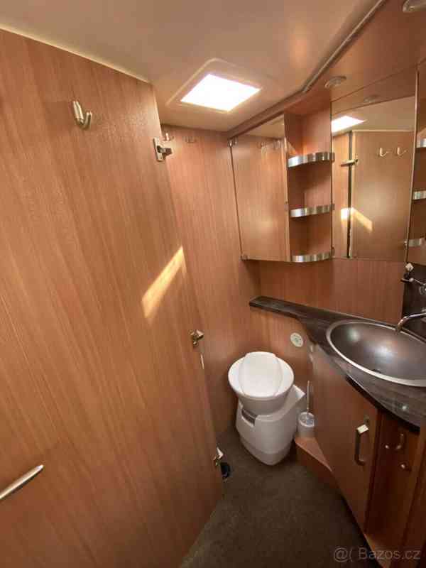 Ostatní 2,3   Obytný automobil - foto 10