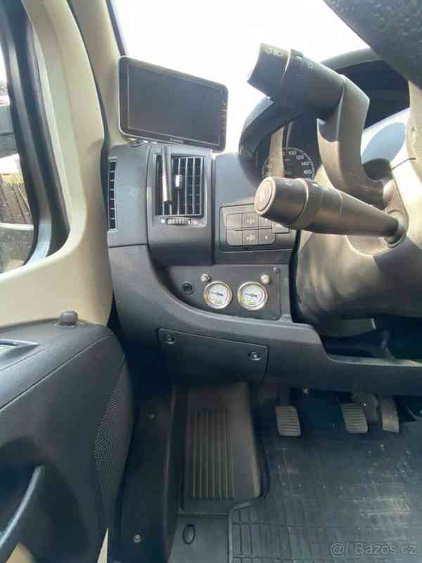 Ostatní 2,3   Obytný automobil - foto 13