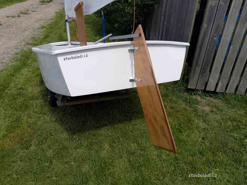Plachetnice Optimist - foto 2