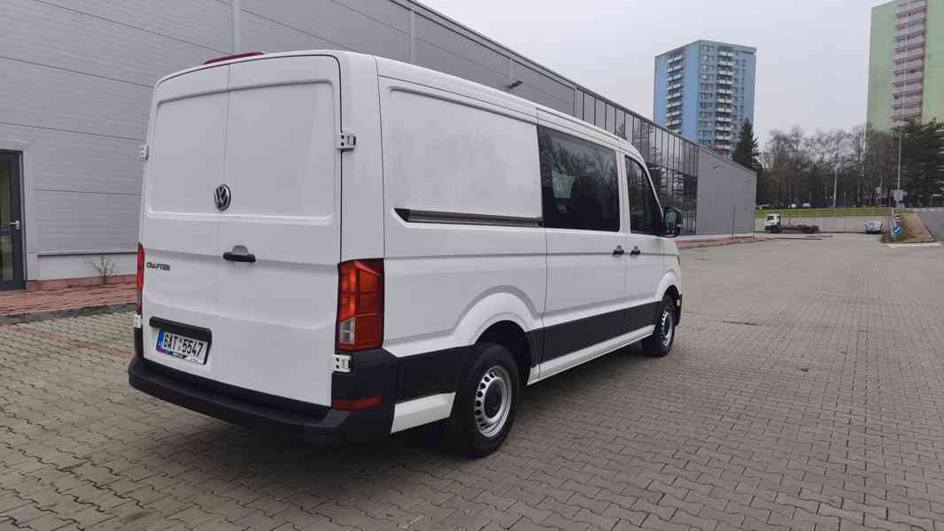 VW Crafter 35 L2H1, 2.0 TDi,ČR,6 míst - foto 4