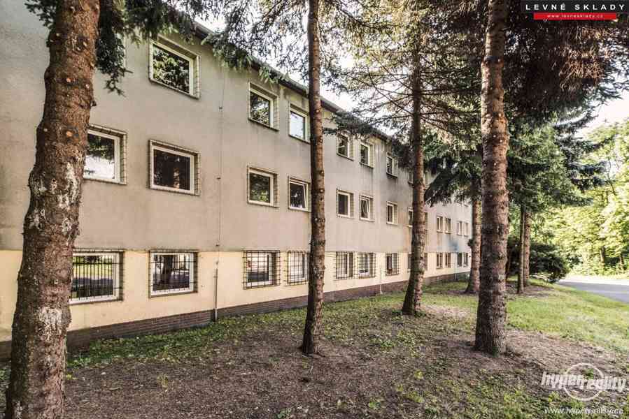 Prodej nově zrekonstruované ubytovny v Šumné u Litvínova - foto 9