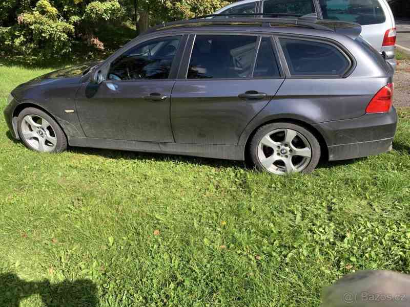 BMW Řada 3 318d (320) 90 kW	 - foto 3