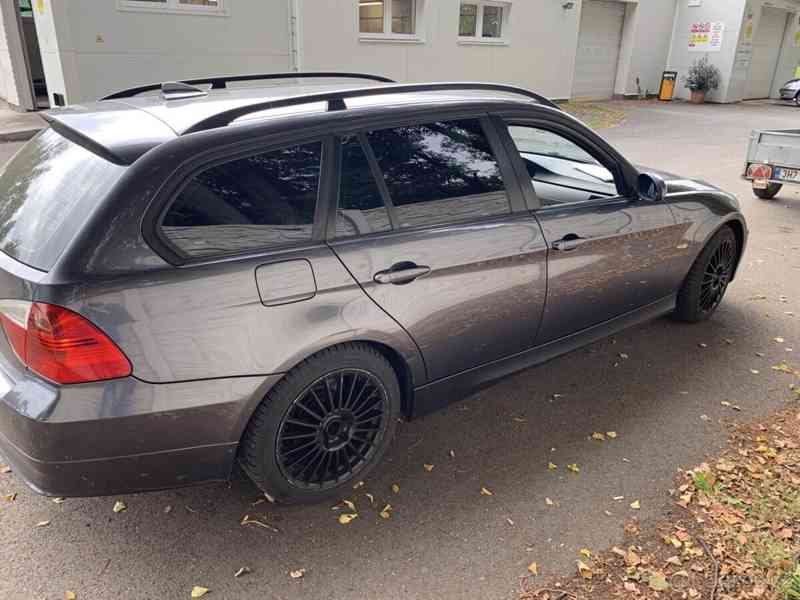 BMW Řada 3 318d (320) 90 kW	 - foto 5