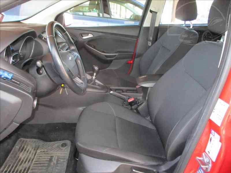 Ford Focus 1,0 EcoBoost 125k DIGI.KLIMA - foto 8