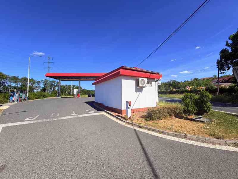 PRODEJ ZAVEDENÉ ČERPACÍ STANICE V OBCI KLY, OKRES MĚLNÍK - foto 16