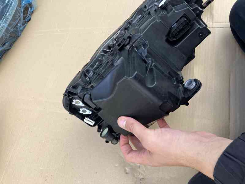 svetlo skoda scala lift FullLed prave leve svetla - foto 18