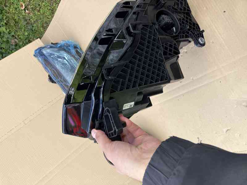 svetlo skoda scala lift FullLed prave leve svetla - foto 16