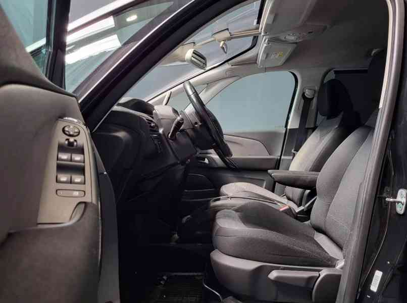 Citroën C4 GrandSpaceTourer 1.6i Selection benzín 121kw - foto 7