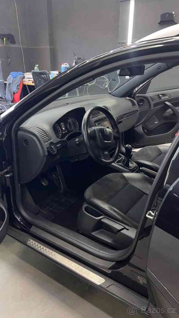 Škoda Octavia 2,0   2 RS TDI 125 KW - foto 11