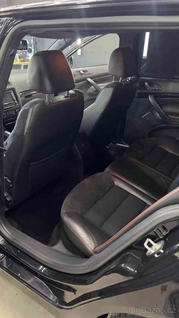 Škoda Octavia 2,0   2 RS TDI 125 KW - foto 14