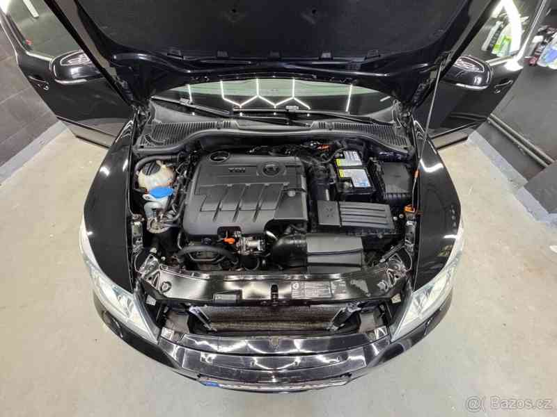 Škoda Octavia 2,0   2 RS TDI 125 KW - foto 20