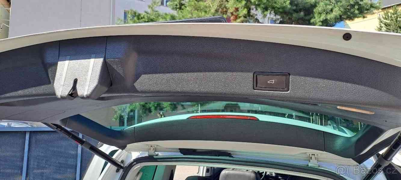 Volkswagen Sharan DSG 7místný - foto 15