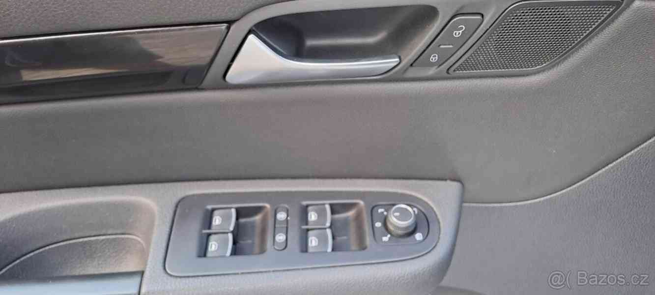 Volkswagen Sharan DSG 7místný - foto 7