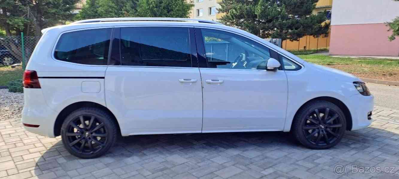 Volkswagen Sharan DSG 7místný - foto 2
