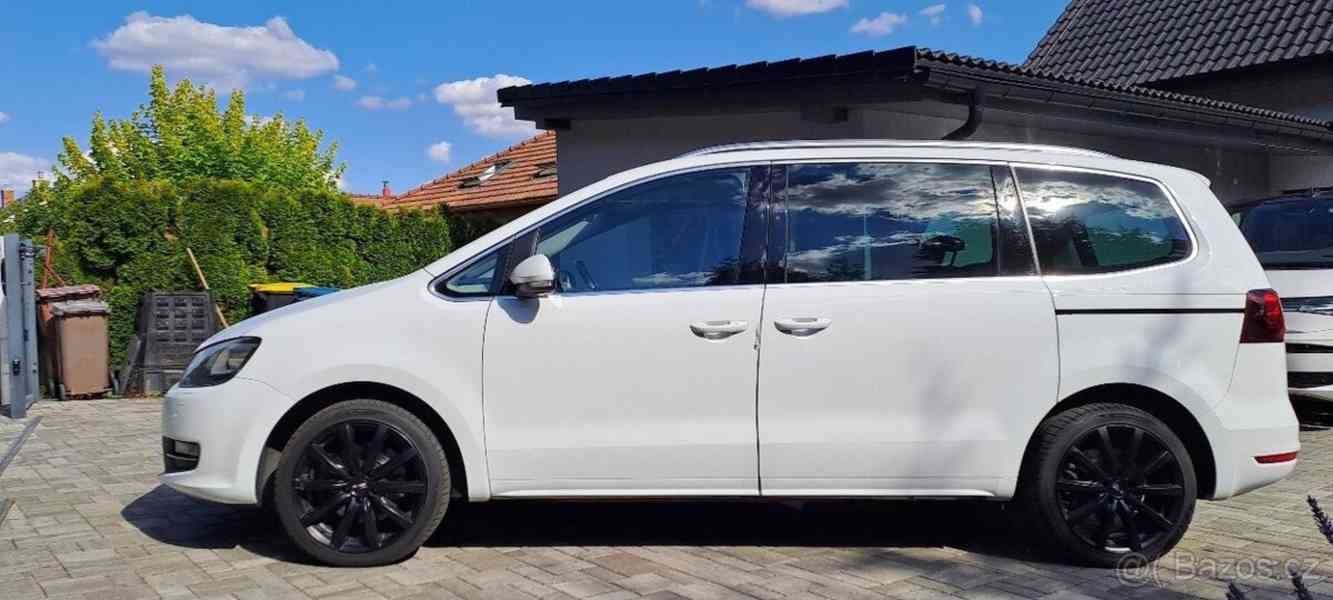 Volkswagen Sharan DSG 7místný - foto 10
