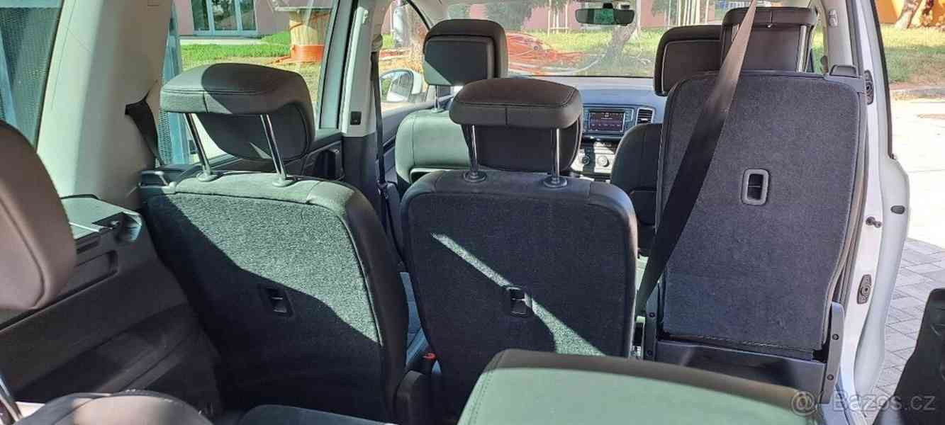 Volkswagen Sharan DSG 7místný - foto 12