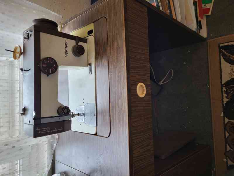 Šicí stroj Veritas - foto 2