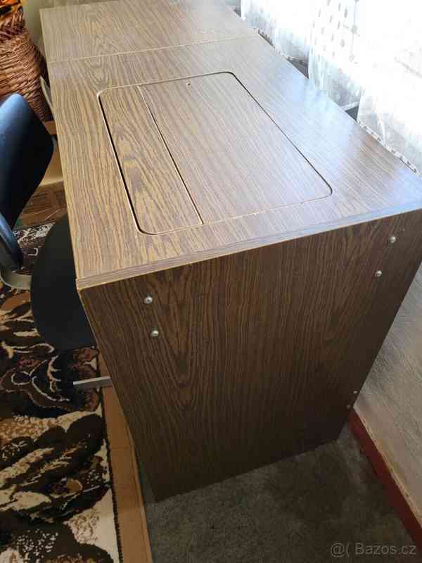 Šicí stroj Veritas - foto 7