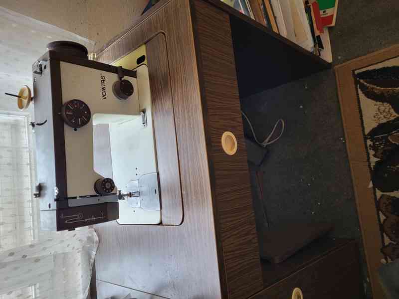Šicí stroj Veritas - foto 3