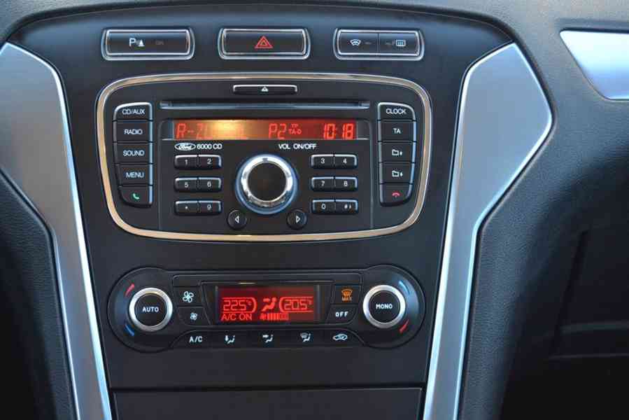 Ford Mondeo 2.0 TDCI 120kW Titanium kombi - foto 9