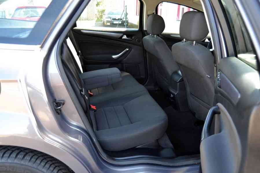 Ford Mondeo 2.0 TDCI 120kW Titanium kombi - foto 14