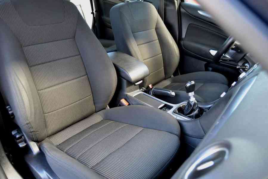 Ford Mondeo 2.0 TDCI 120kW Titanium kombi - foto 16