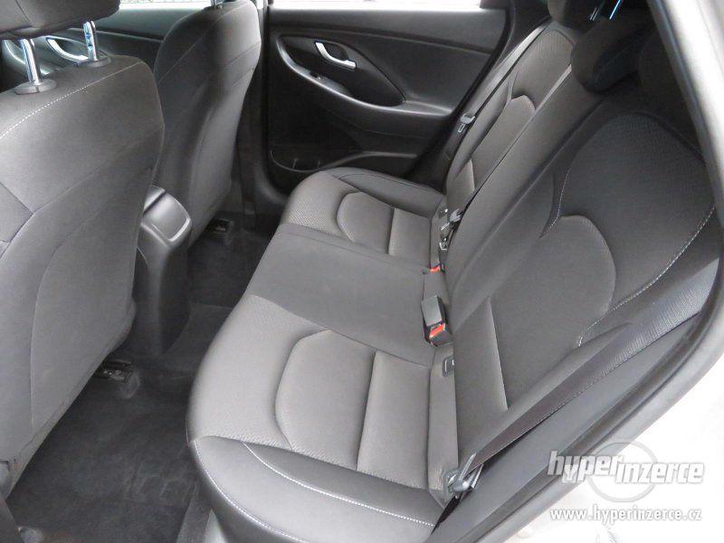 Hyundai i30 Fastback 1.0 T-GDI 88kW 1.0, benzín, vyrobeno 2017 - foto 5