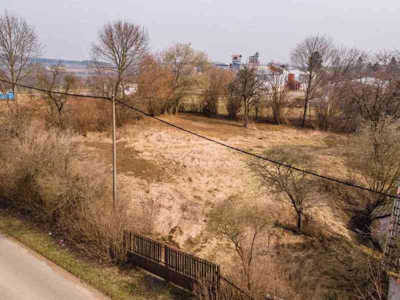 Prodej stavebního pozemku (1545 m2) v Postupicích na Benešovsku - foto 8