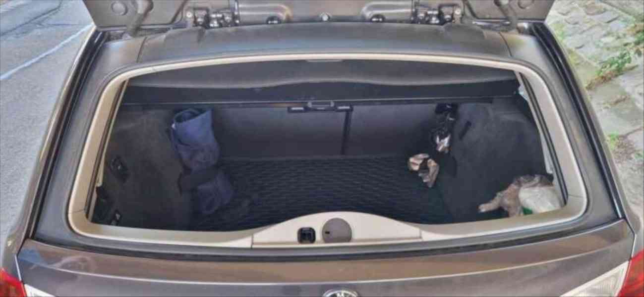 BMW Řada 3 e91 318i Touring - foto 11