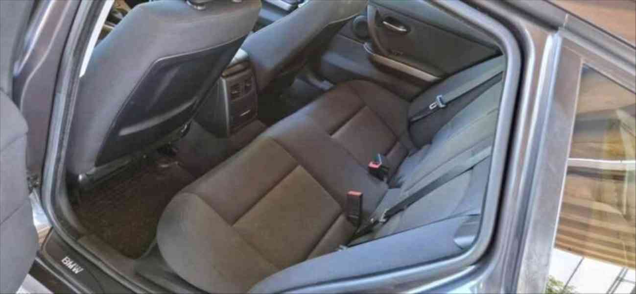 BMW Řada 3 e91 318i Touring - foto 3