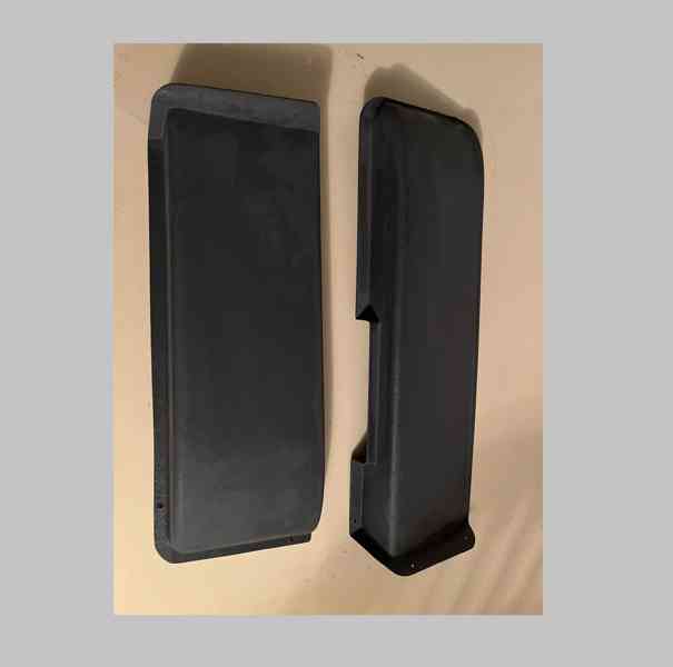 Přihrádky palubní desky FELICIA