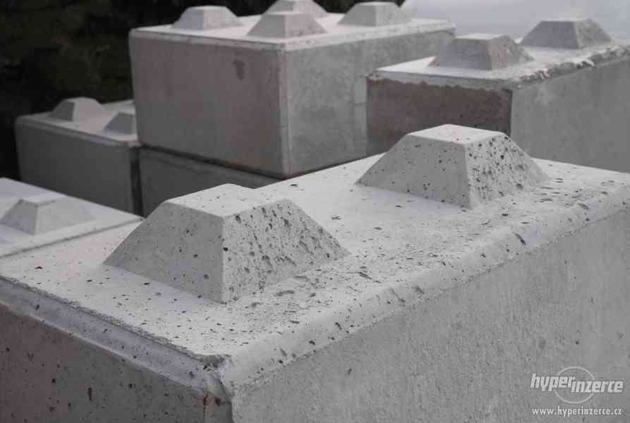 Betonové bloky, stavební betonový blok - foto 12
