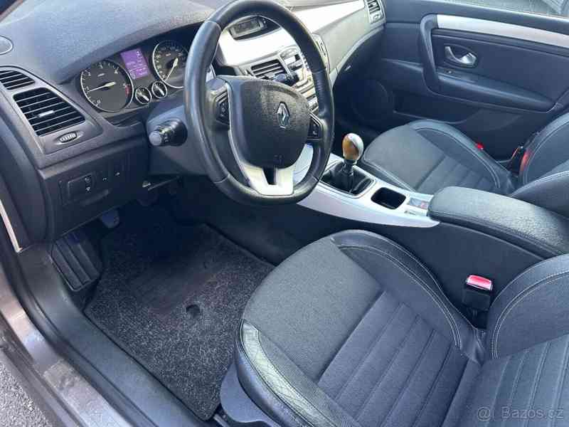 Renault Laguna 2,0   III dCi 127 kW, 189 tis. - foto 6