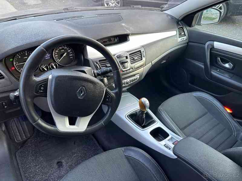 Renault Laguna 2,0   III dCi 127 kW, 189 tis. - foto 2